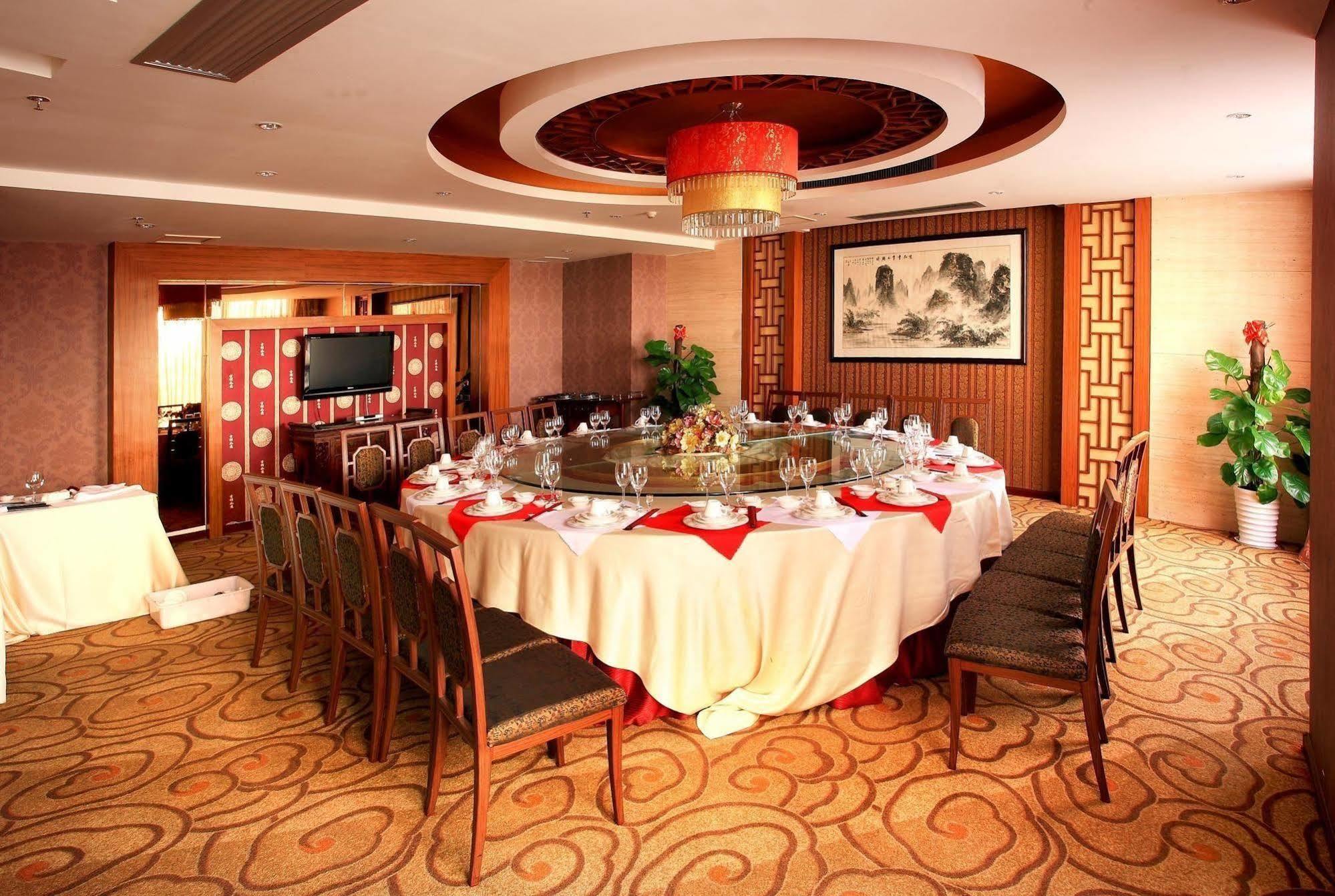 Jasper International Hotel Yangshuo Dış mekan fotoğraf