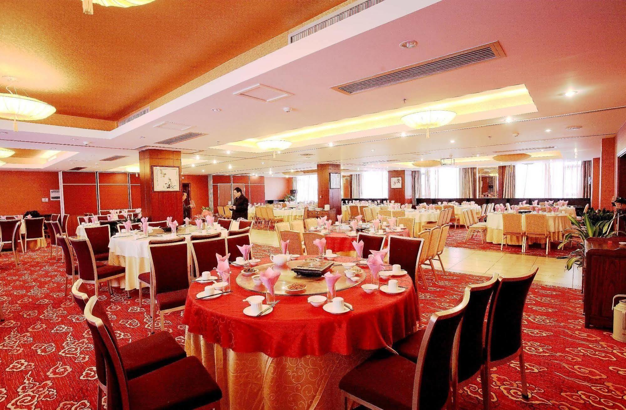 Jasper International Hotel Yangshuo Dış mekan fotoğraf