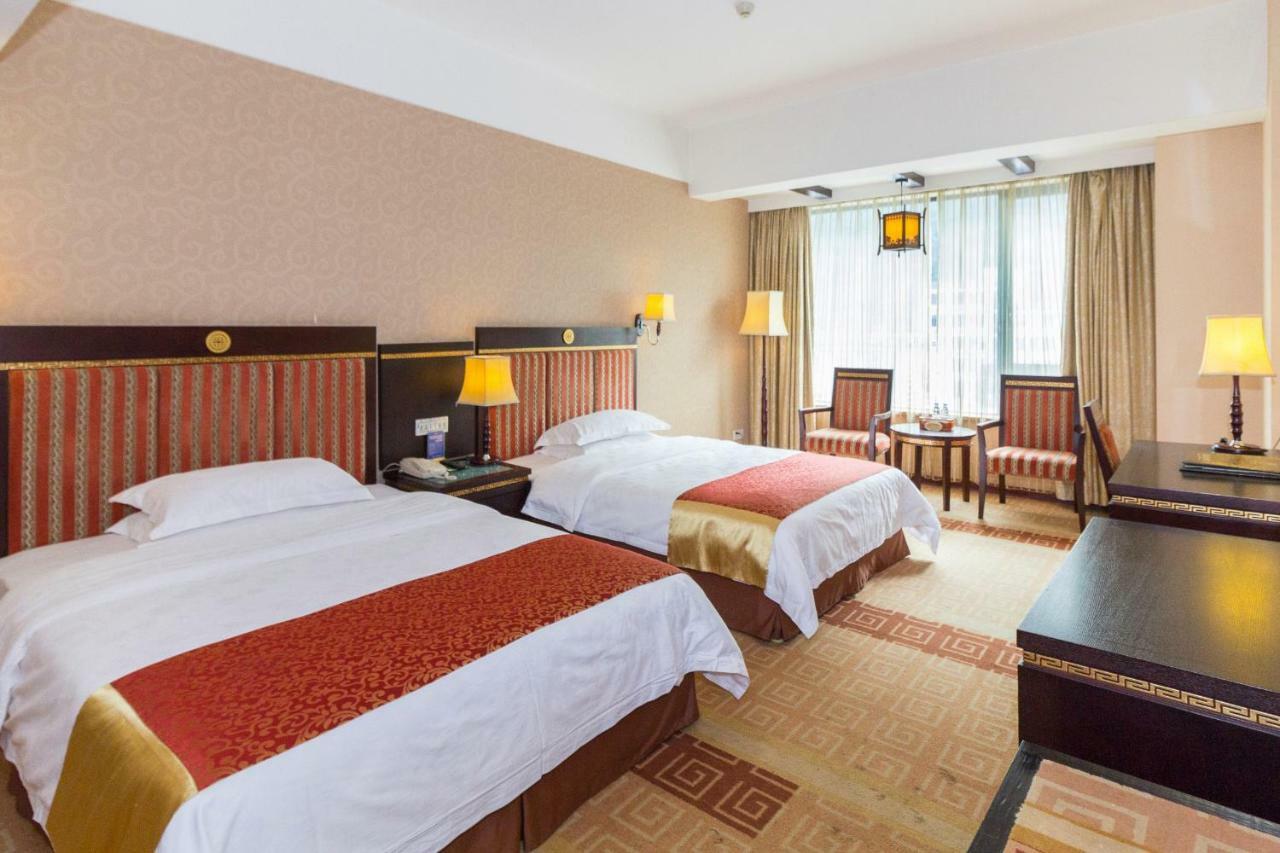 Jasper International Hotel Yangshuo Dış mekan fotoğraf